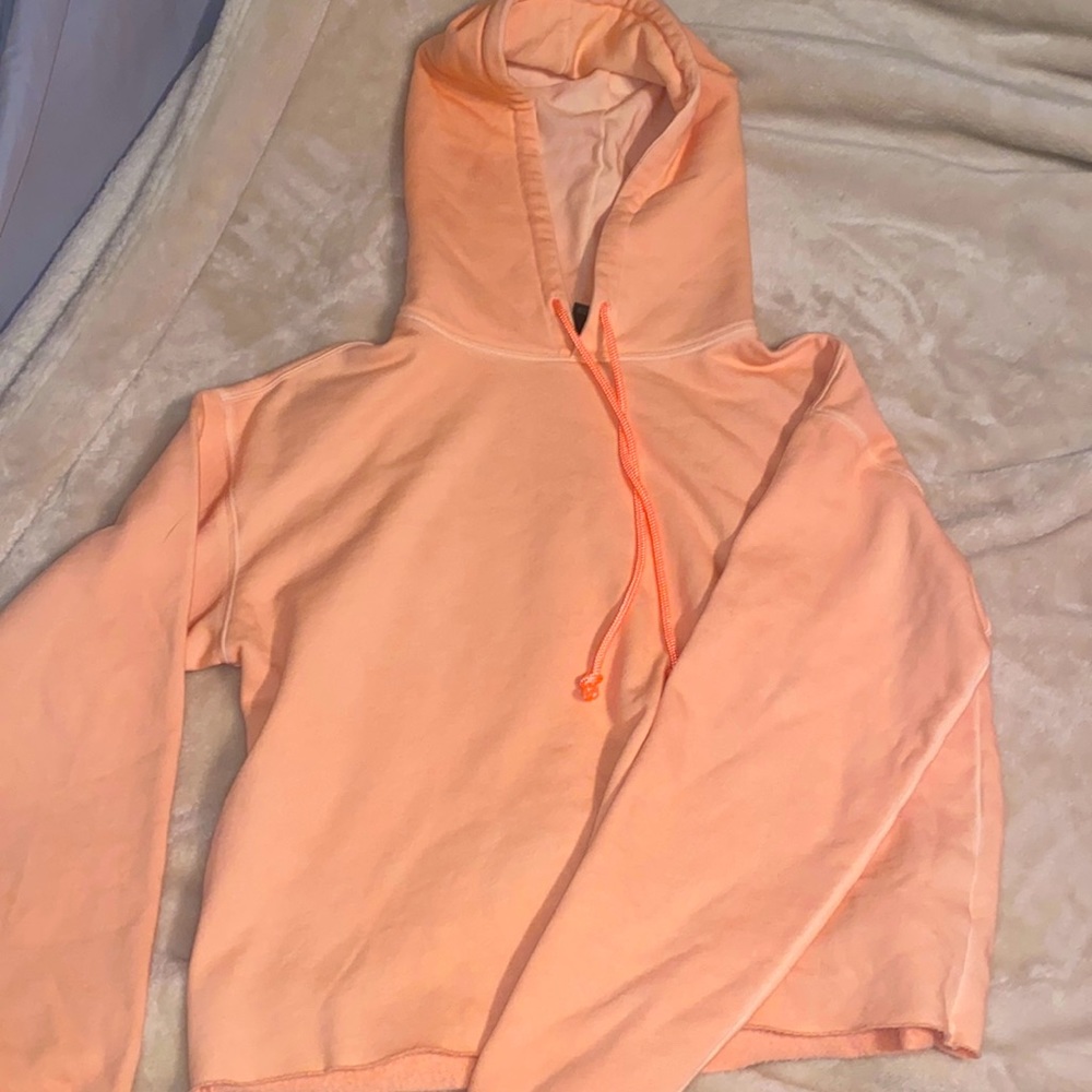 Wild Fable Cropped Hoodie in Peach